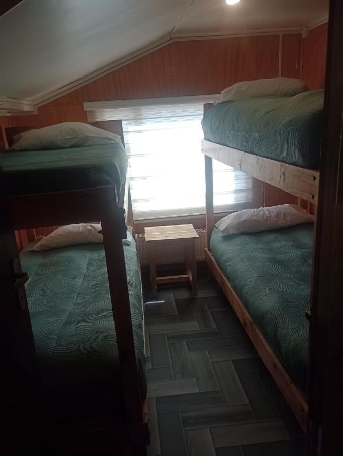 Isla Yu Backpacker Hostel ปวยร์โตนาตาเลส ภายนอก รูปภาพ